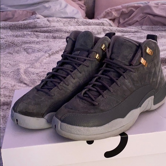air jordan retro 12 wolf grey